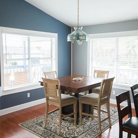 Five Bedroom Home In The Heart Of St Aug Beach 세인트어거스틴 외부 사진