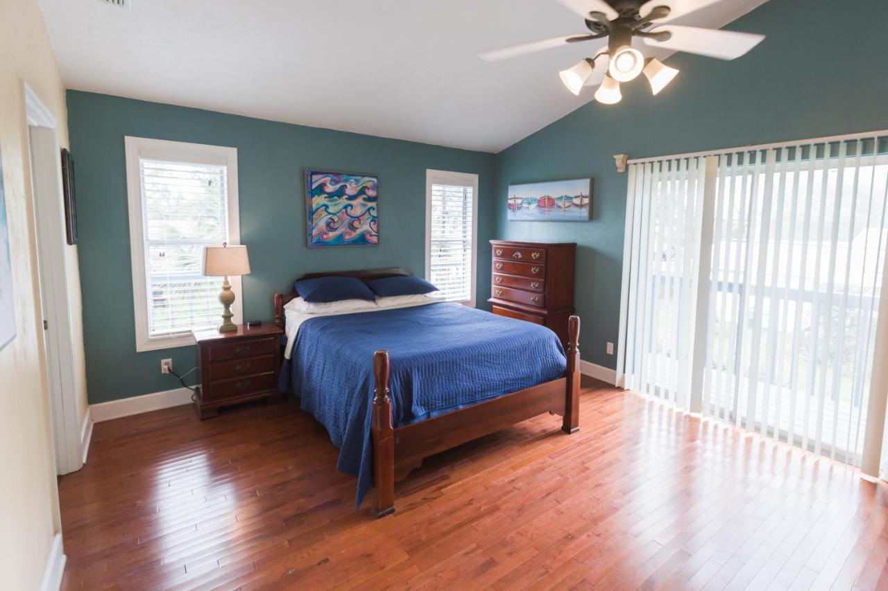 Five Bedroom Home In The Heart Of St Aug Beach 세인트어거스틴 외부 사진