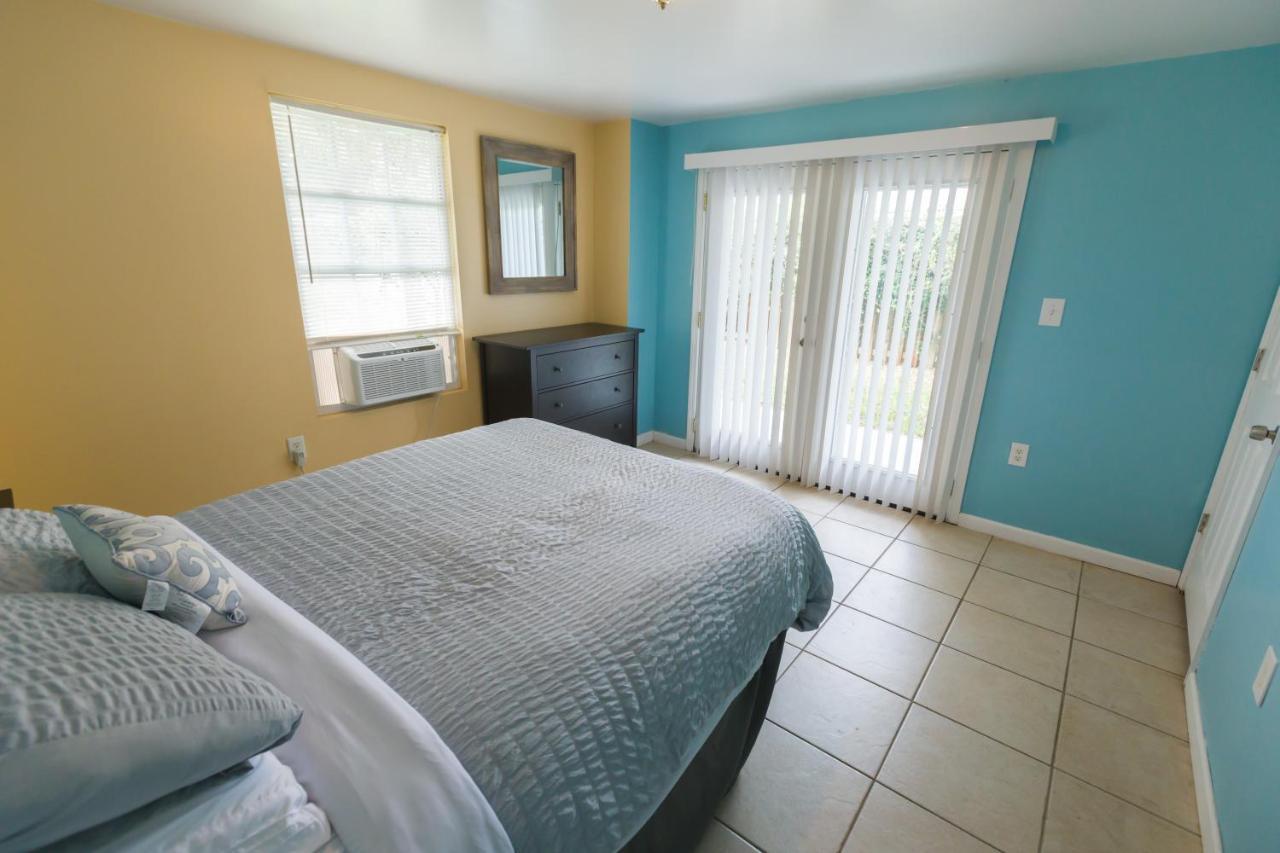 Five Bedroom Home In The Heart Of St Aug Beach 세인트어거스틴 외부 사진